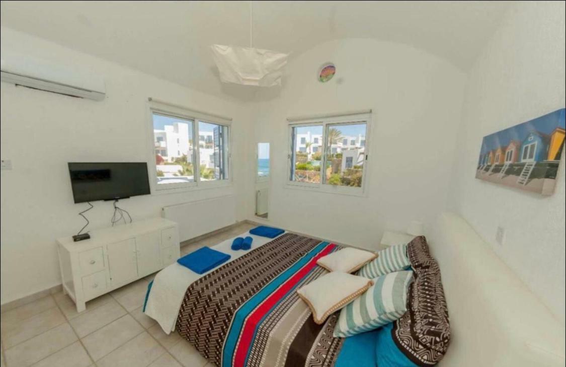 Paphos 34 Beach Villa מראה חיצוני תמונה